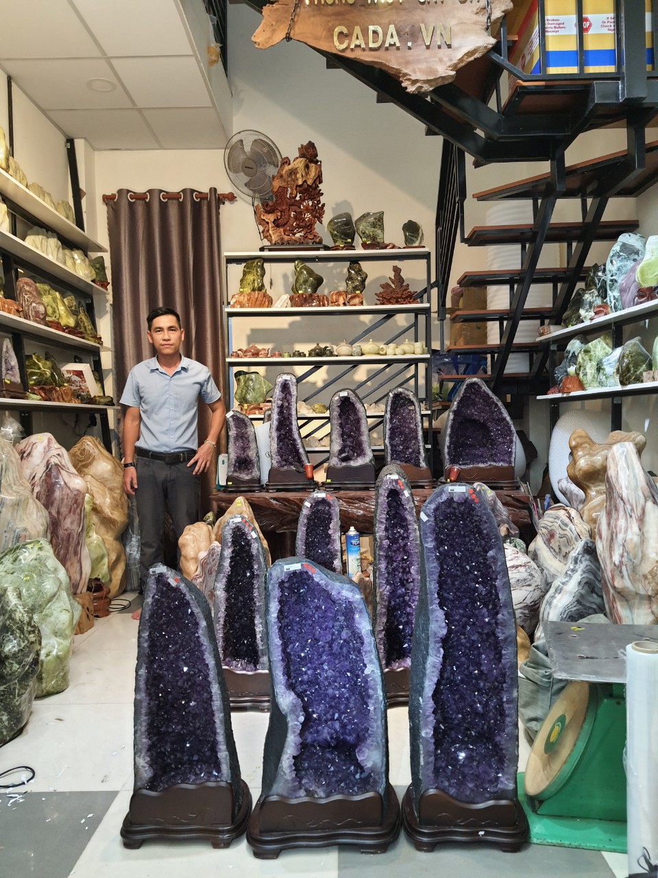 Hốc Thạch Anh tím