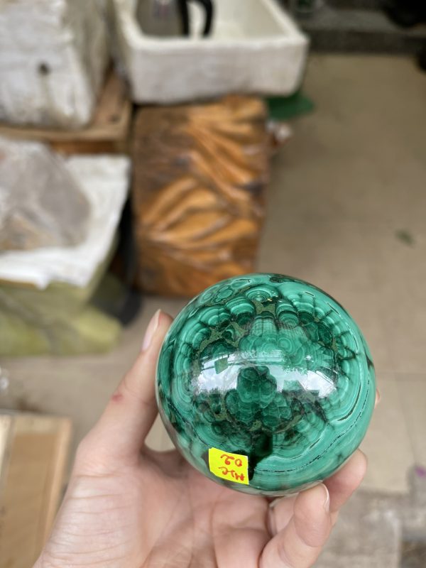 QUẢ CẦU ĐÁ LÔNG CÔNG – MALACHITE – 0.625KG – ĐK : 6.9CM (MS : MLC02)