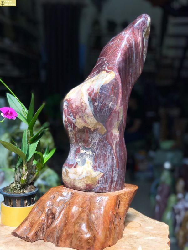 CÂY ĐÁ PHONG THỦY MÀU ĐỎ KT: 52,5X15CM (CAO GỒM ĐẾ 10CM), KL: 11,5KG, MS: VS17