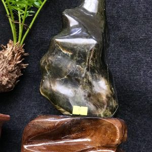 ĐÁ PHONG THỦY NGỌC SERPENTINE KT: 31 X 14 CM- 1,9 KG (MS: D1) 