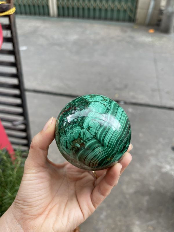 LÔNG CÔNG – ĐÁ MALACHITE – QUẢ CẦU ĐÁ LÔNG CÔNG – 0.730KG – ĐK : 7.3CM (MS : MLC04)