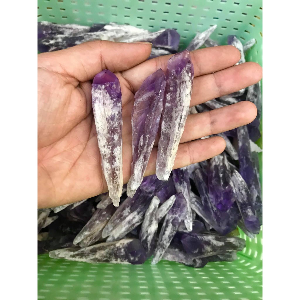 Thạch Anh Tím dạng que đơn thô tự nhiên - Bahia Amethyst